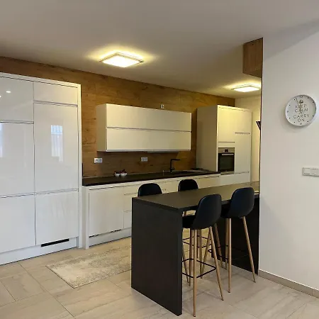 Penthouse 303